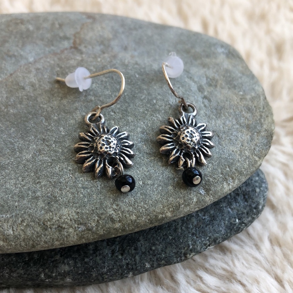 Sunflower Sterling Silver Berry Jewelry Co. Dangle Earrings  (E34) - Picture 13 of 15
